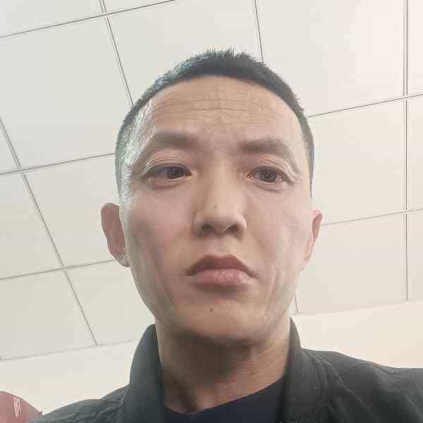40岁岁四川单身帅哥 - 湘潭吉缘网