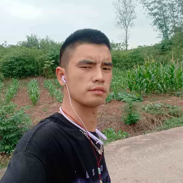 35岁岁四川单身帅哥 - 湘潭吉缘网