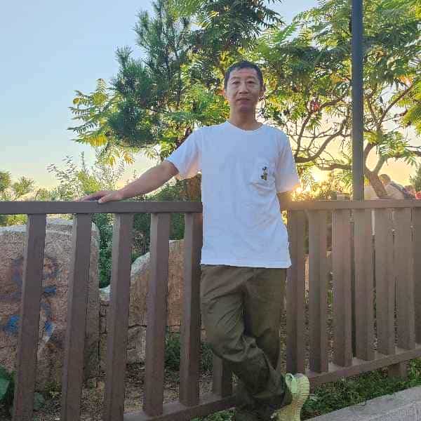 47岁岁辽宁单身帅哥 - 湘潭吉缘网
