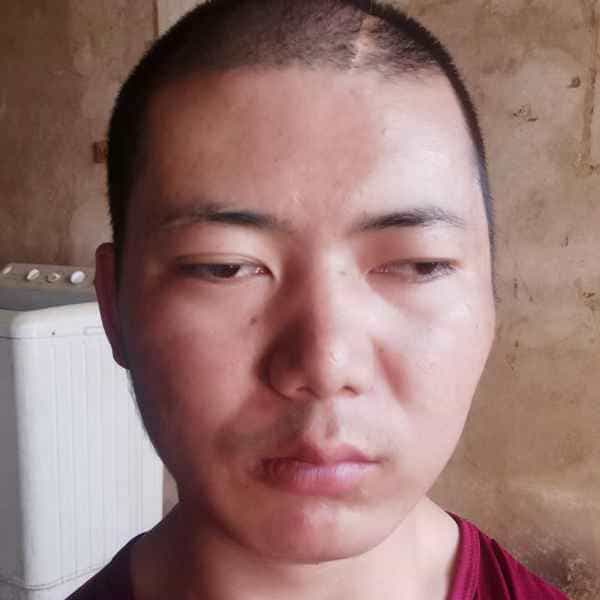 35岁岁云南单身帅哥 - 湘潭吉缘网