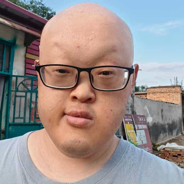 28岁岁山东单身帅哥 - 湘潭吉缘网